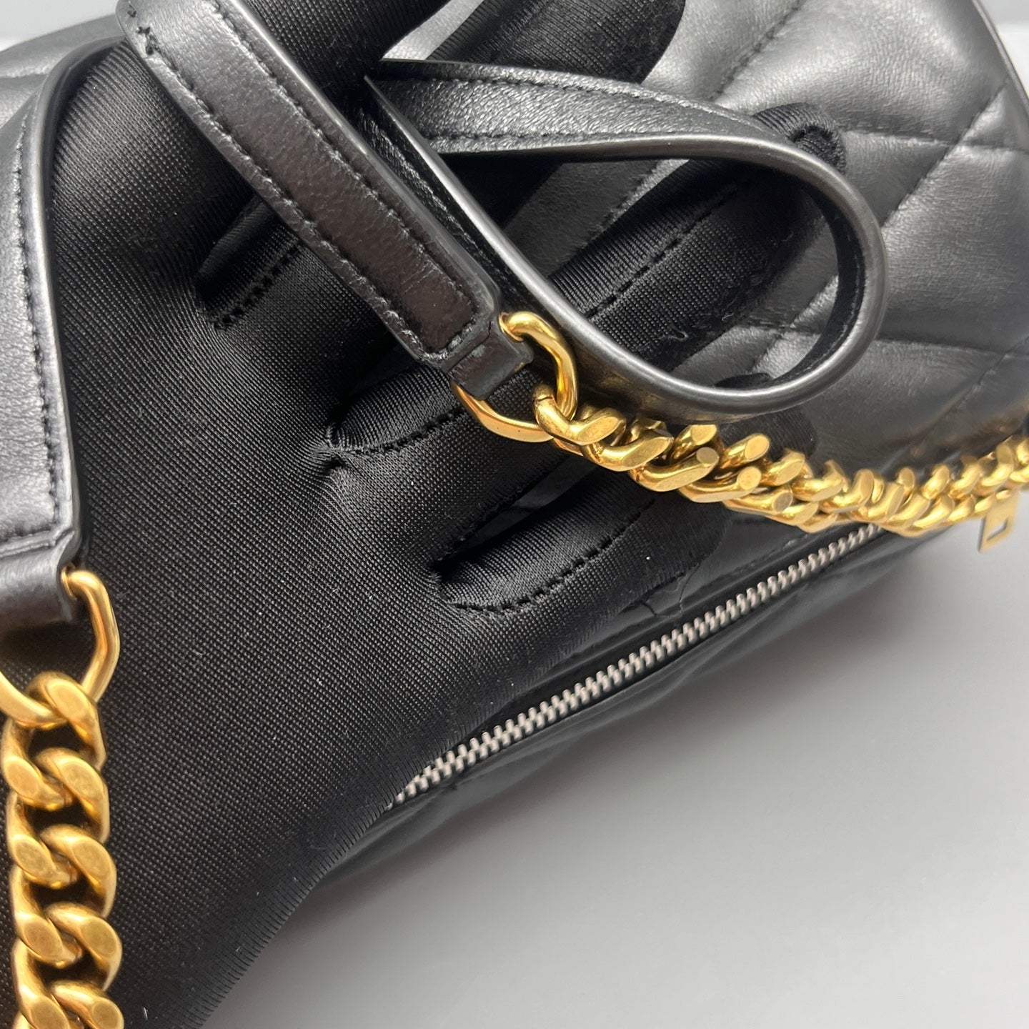 Saint Laurent - Quilted Cylindrical Chain Bag - Lambskin leather - Black - (Small)