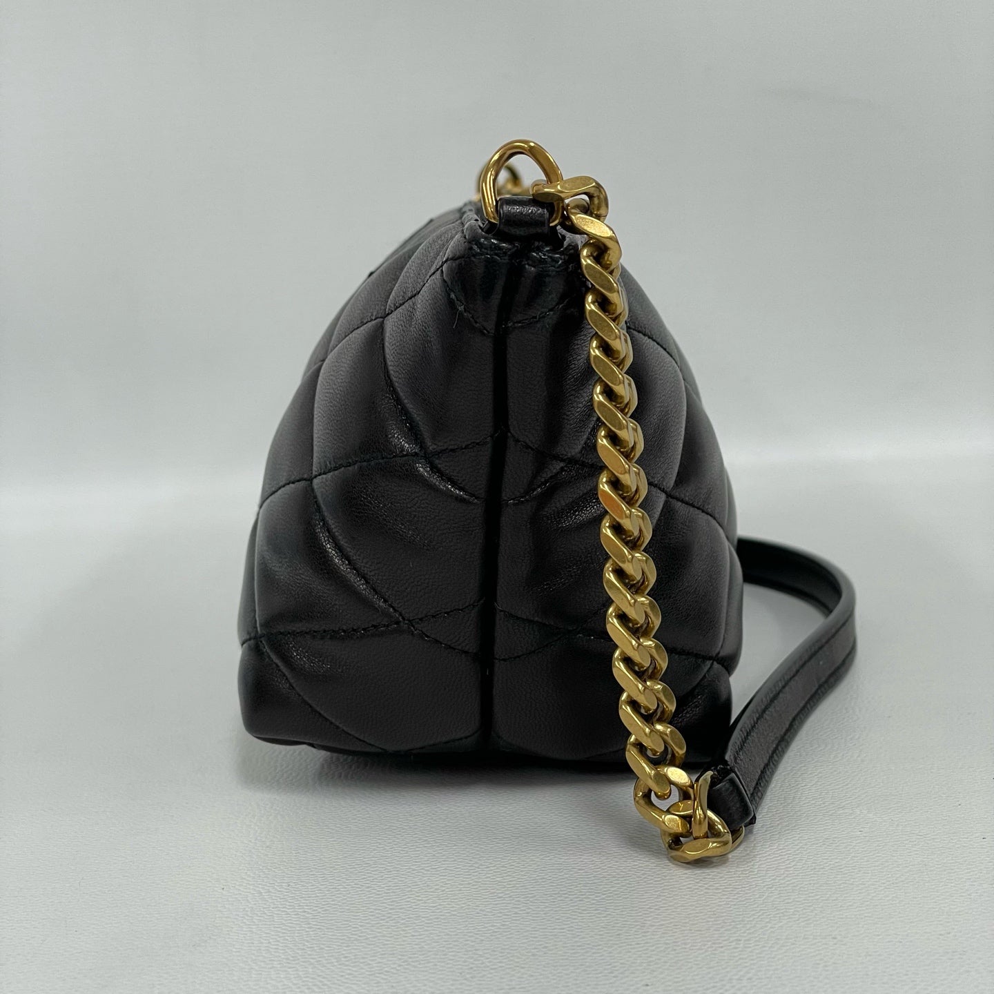 Saint Laurent - Quilted Shoulder Bag - Lambskin leather - Black with Gold-Tone Hardware - (Mini)