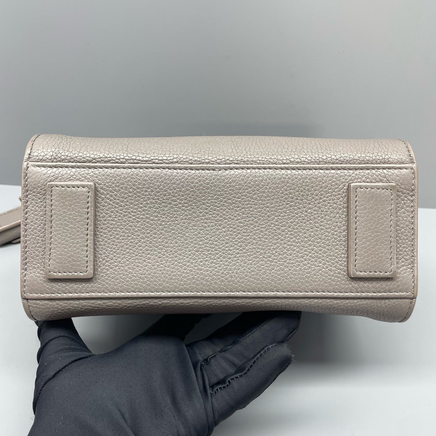 Saint Laurent - Sac de Jour - Grained leather - Grey - (mini)