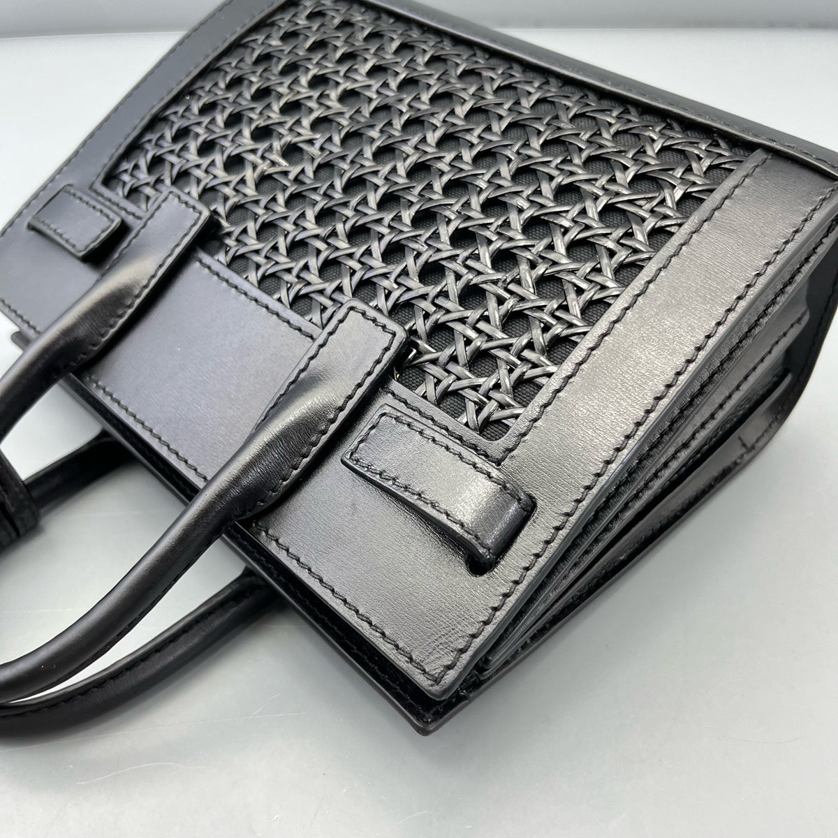 Saint Laurent - Sac de Jour - Leather - Black - (mini)
