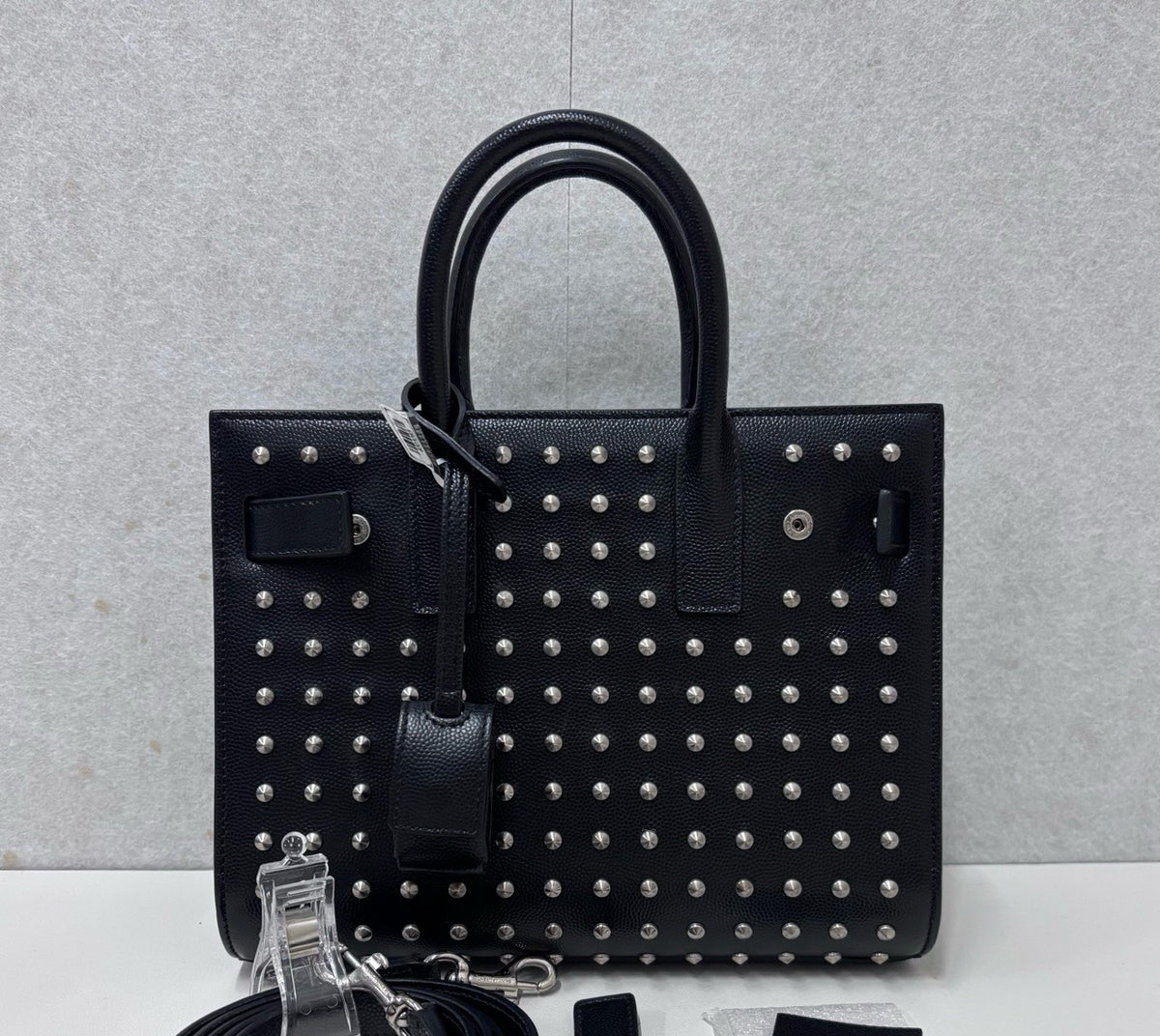 Saint Laurent - Sac de Jour - Leather - Black - (Small)