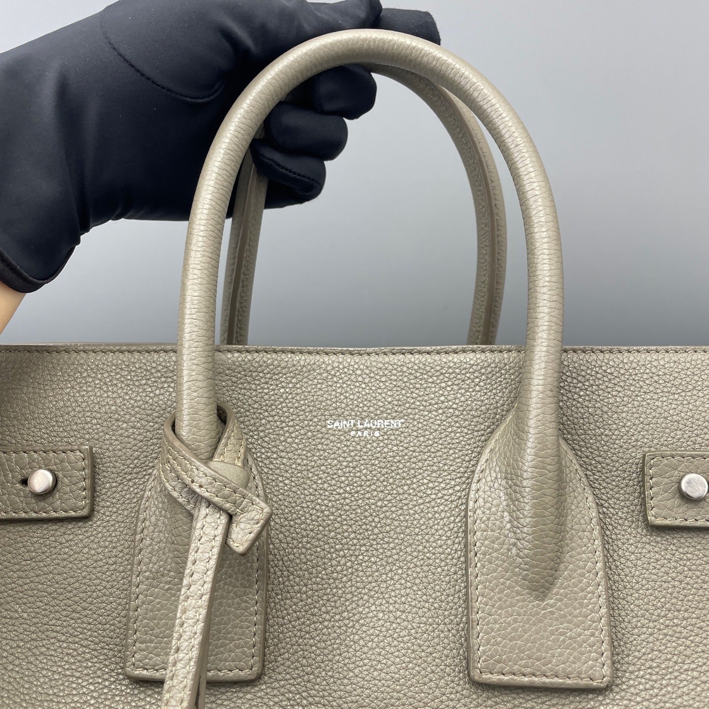Saint Laurent - Sac de Jour - Leather - Grey - (medium)