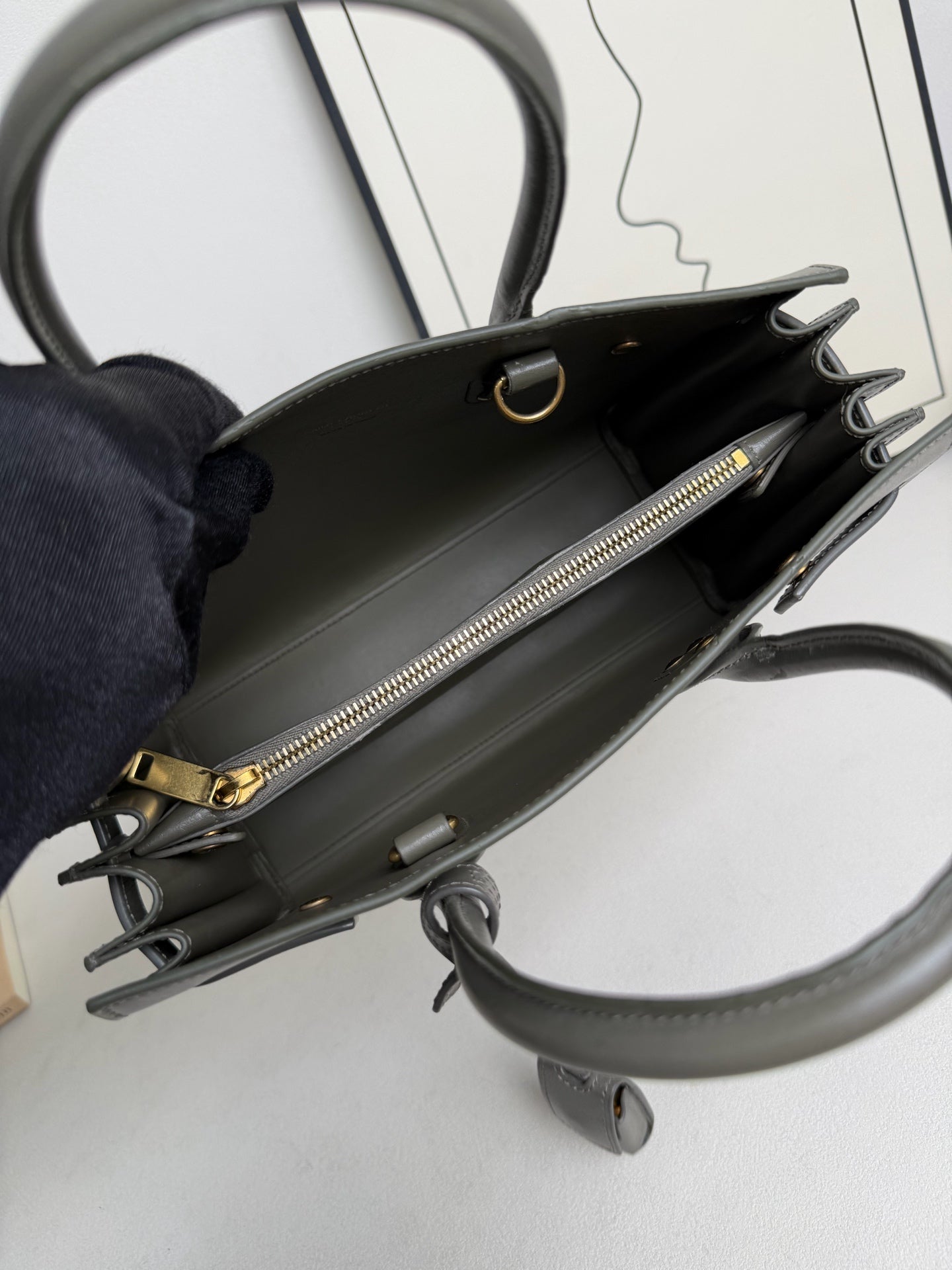Saint Laurent - Sac De Jour - Leather - Grey - (small)