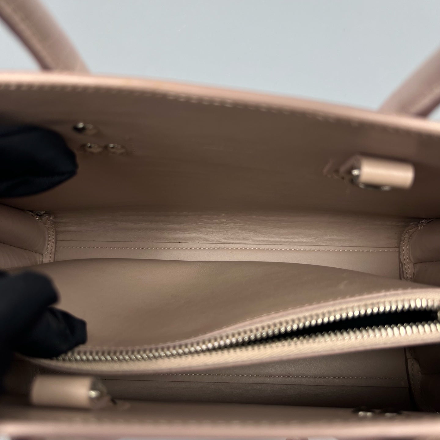 Saint Laurent - Sac de Jour - Leather - Pink - (small)