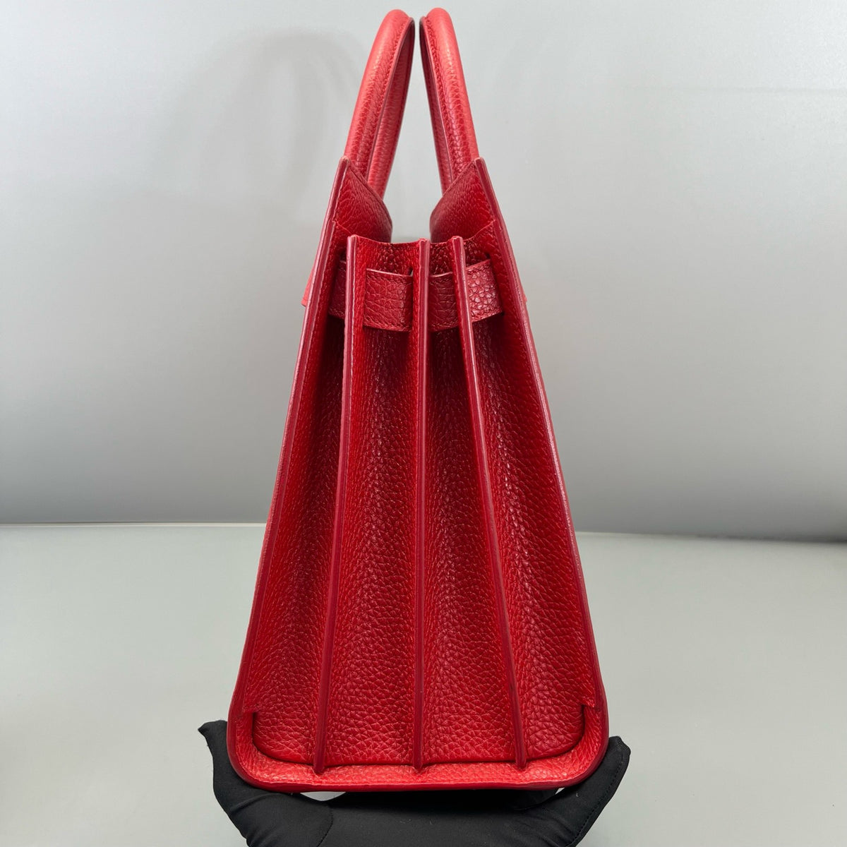 Saint Laurent - Sac de Jour - Leather - Red - (medium)
