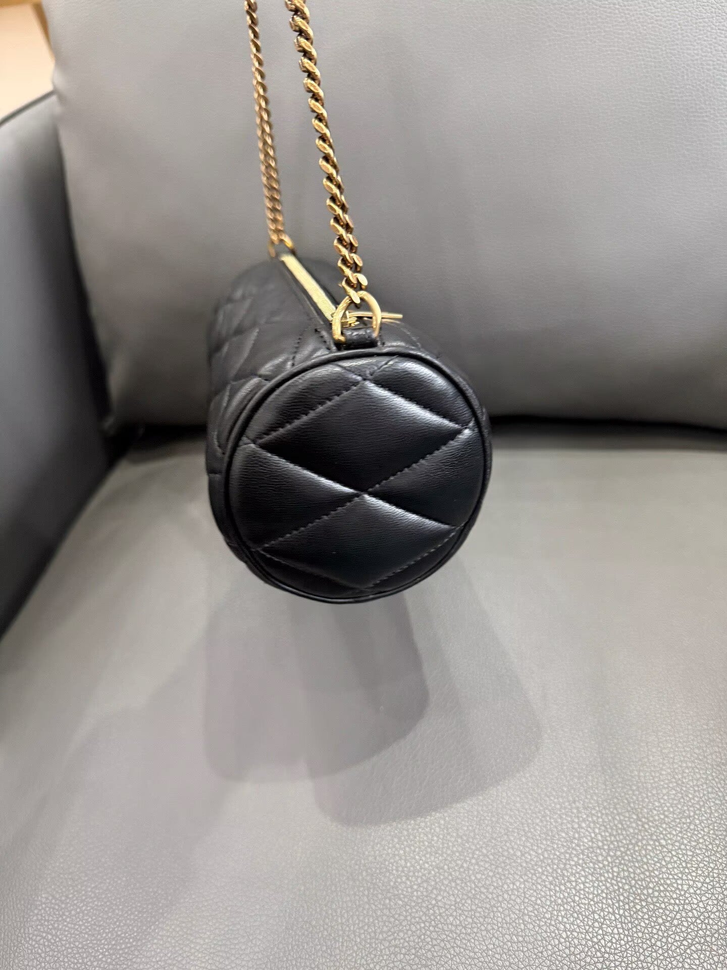 Saint Laurent - Sade Cylindrical Mini Bag - Lambskin leather - Black with Gold-Tone Hardware - (mini)