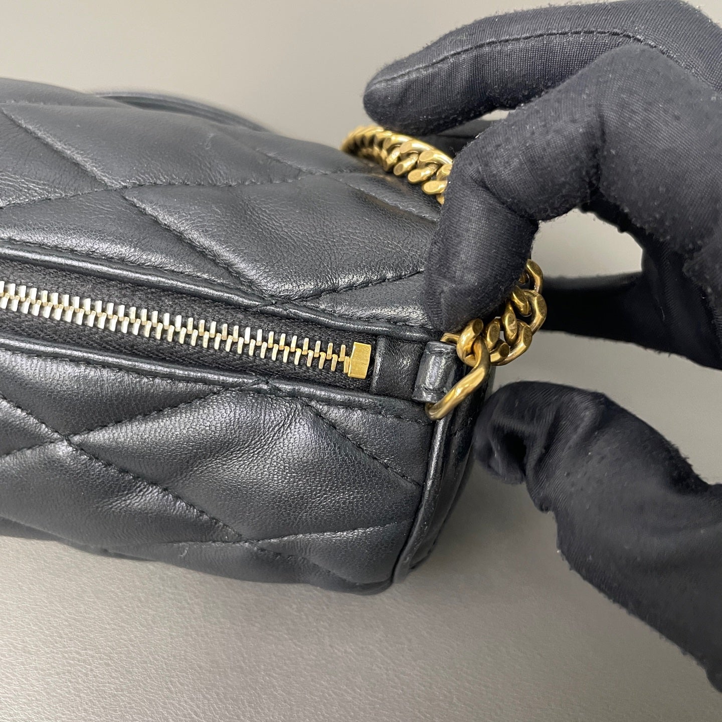 Saint Laurent - Sade - Leather - Black - (mini)
