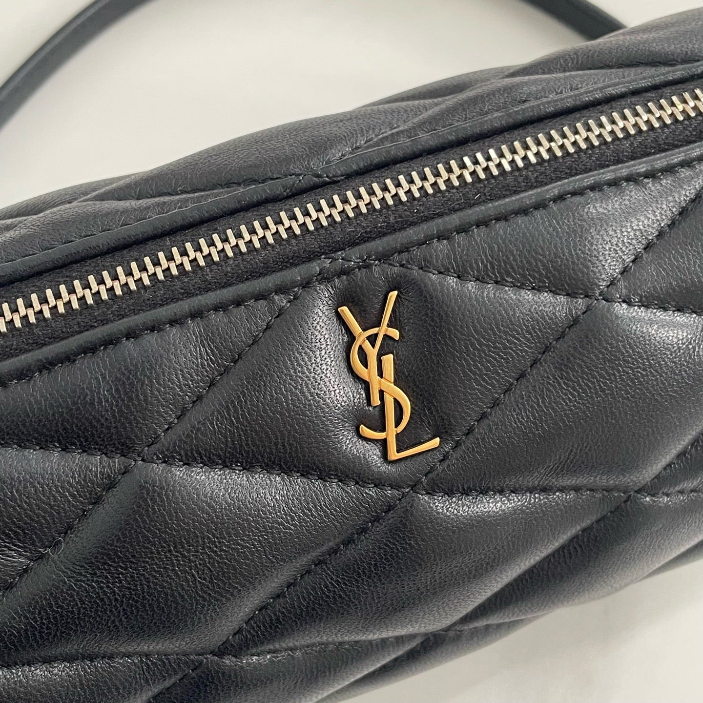 Saint Laurent - Sade - Leather - Black - (small)