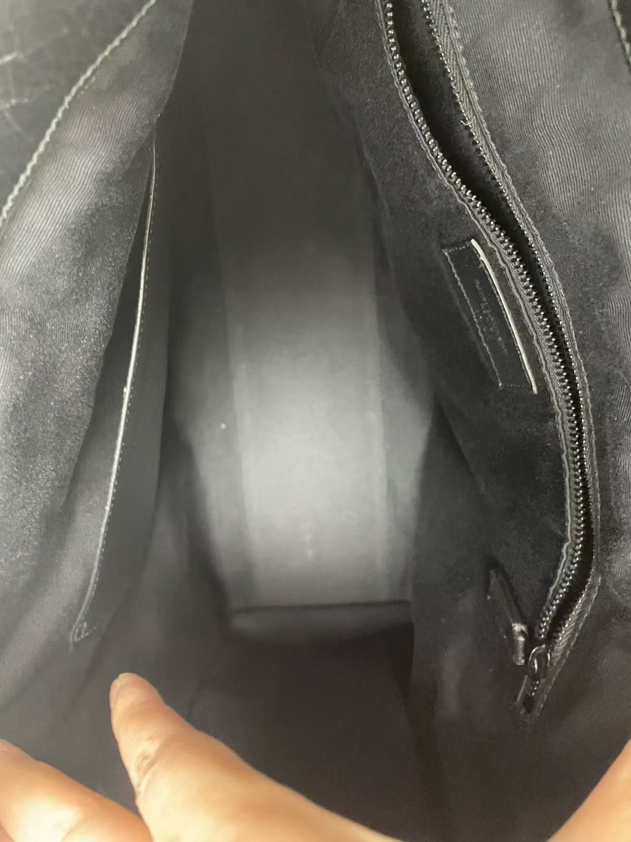 Saint Laurent - Shopping Bag - Crinkled leather - Black - (large)