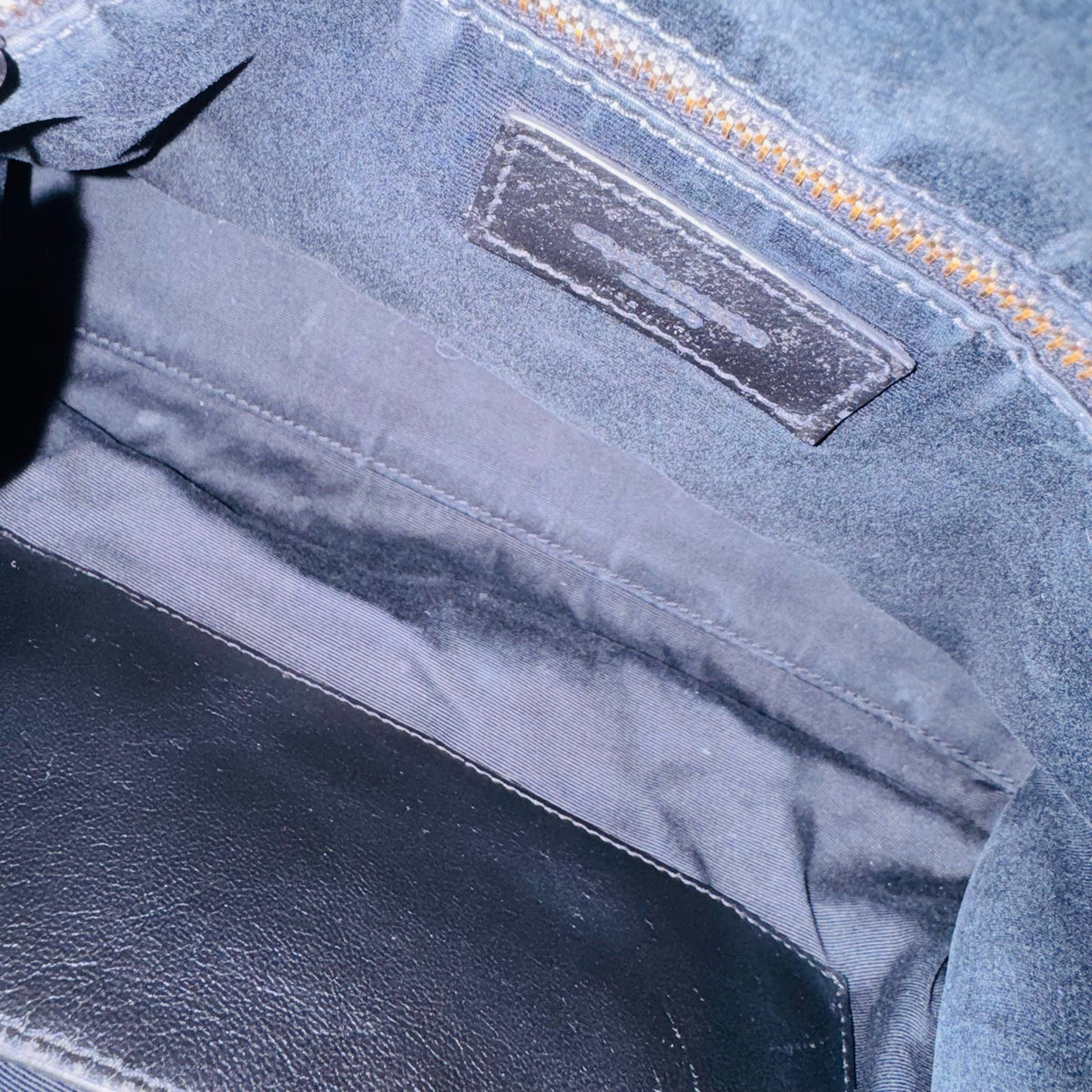 Saint Laurent - Shopping Bag - Leather - Black - (medium)