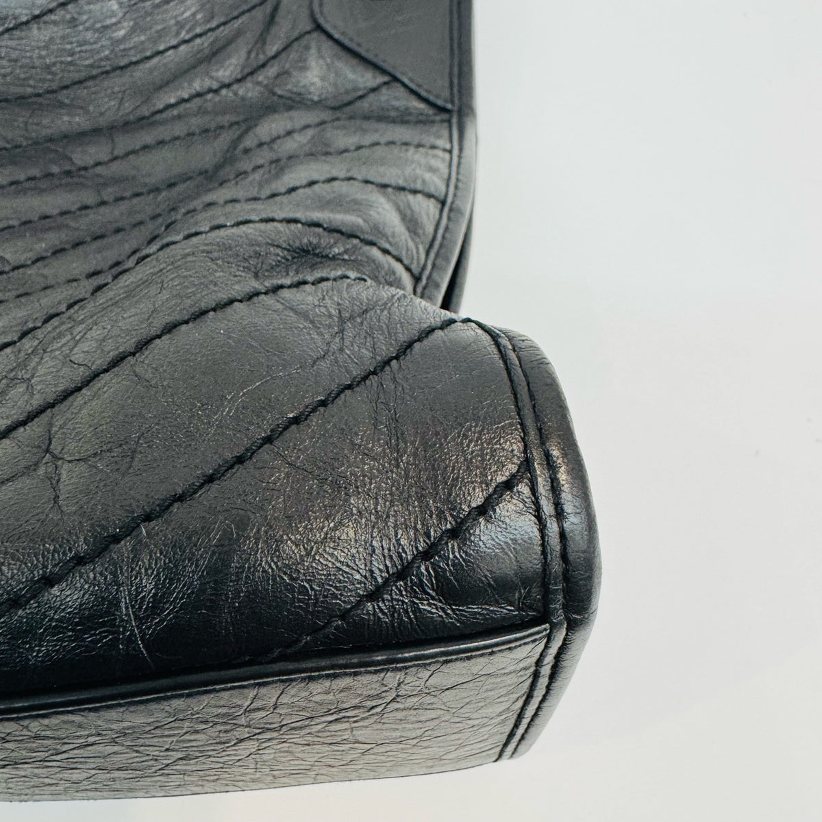 Saint Laurent - Shopping Bag - Leather - Black - (medium)