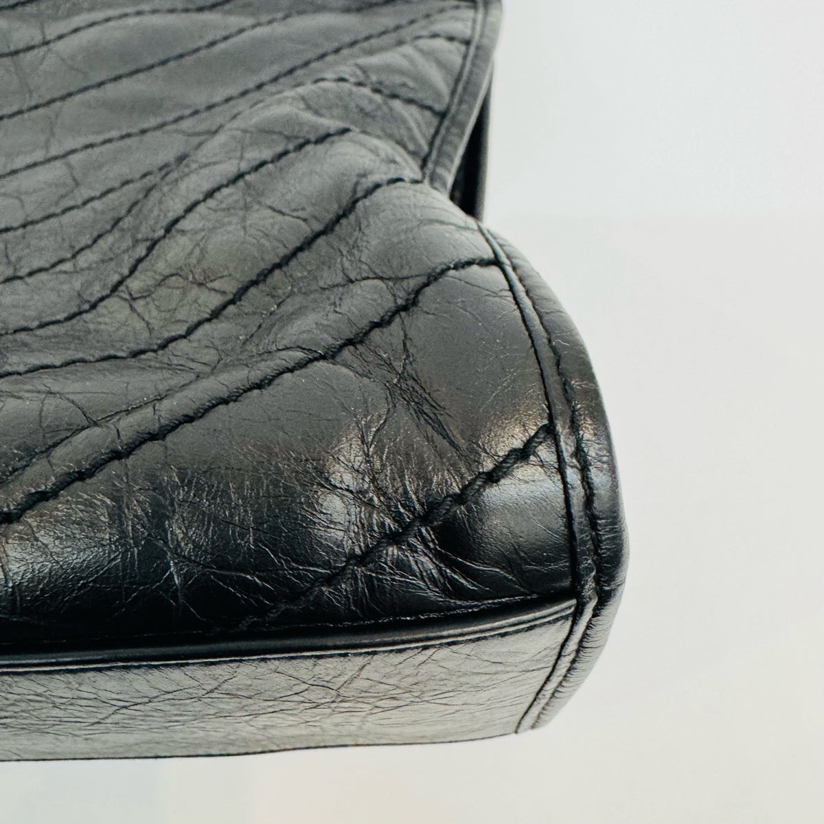 Saint Laurent - Shopping Bag - Leather - Black - (medium)