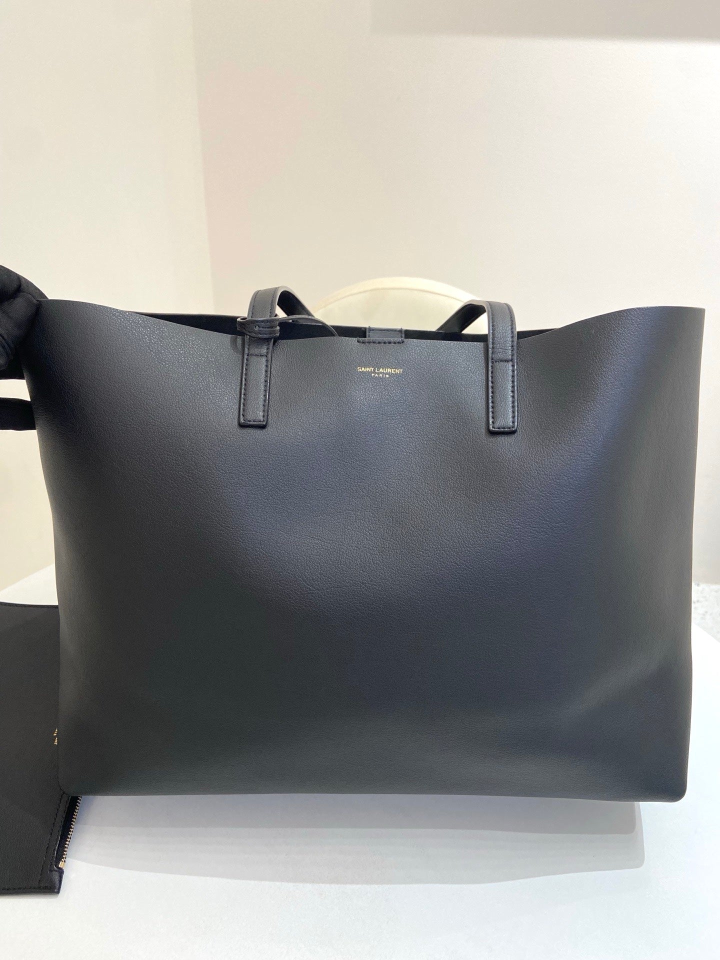 Saint Laurent - Shopping - Leather - Black - (large)