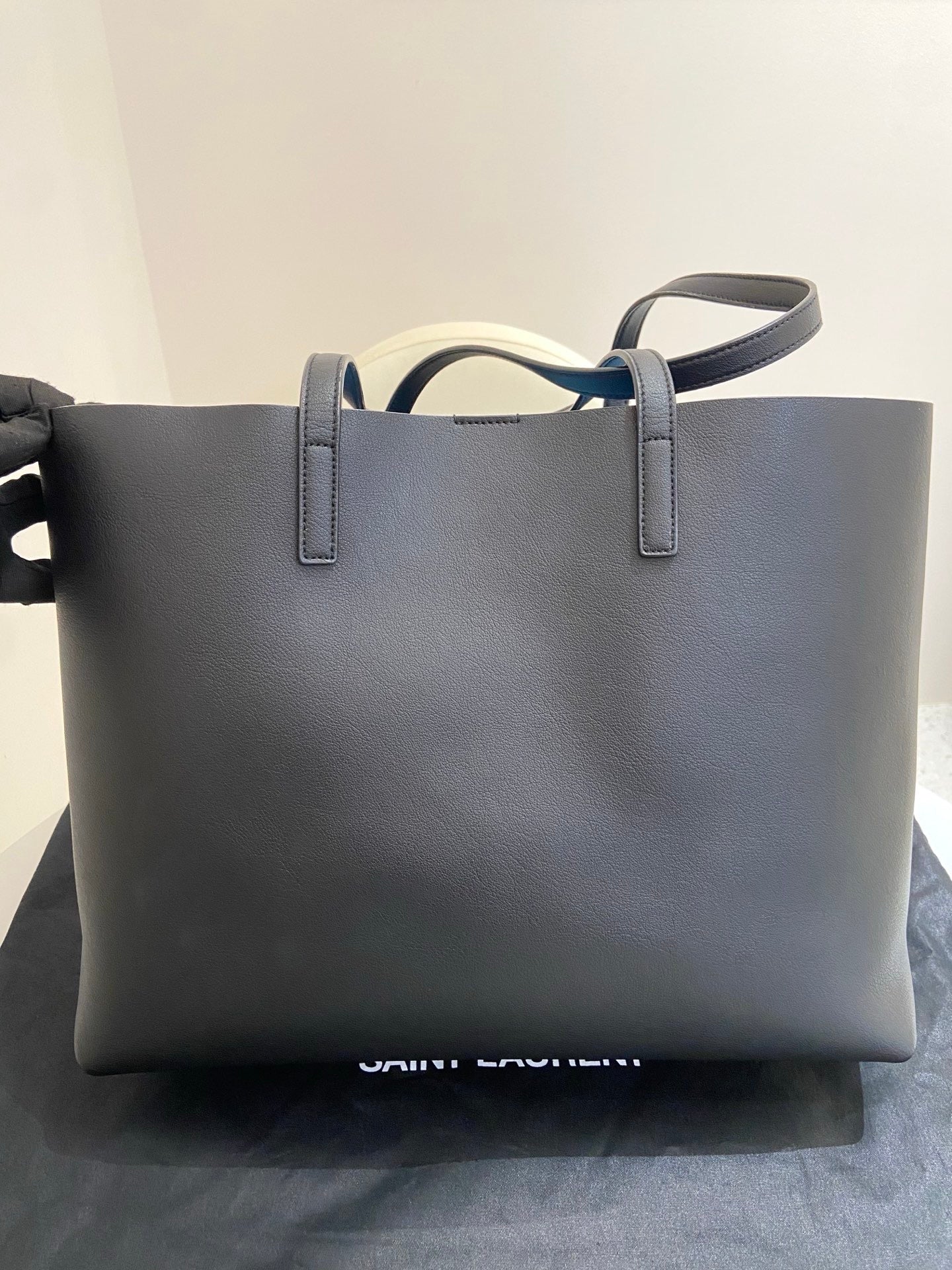 Saint Laurent - Shopping Tote - Leather - Black