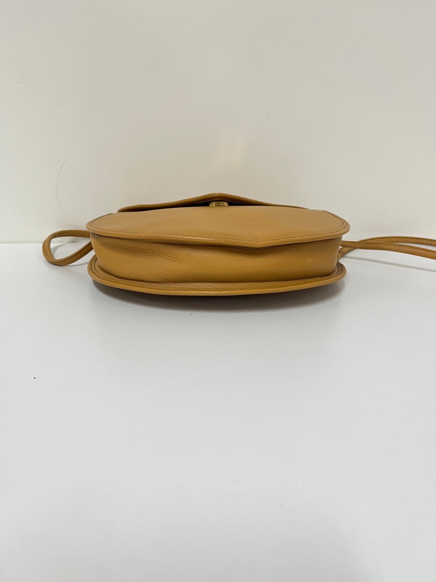 Saint Laurent - Shoulder Bag - Calfskin - Brown - (Other)