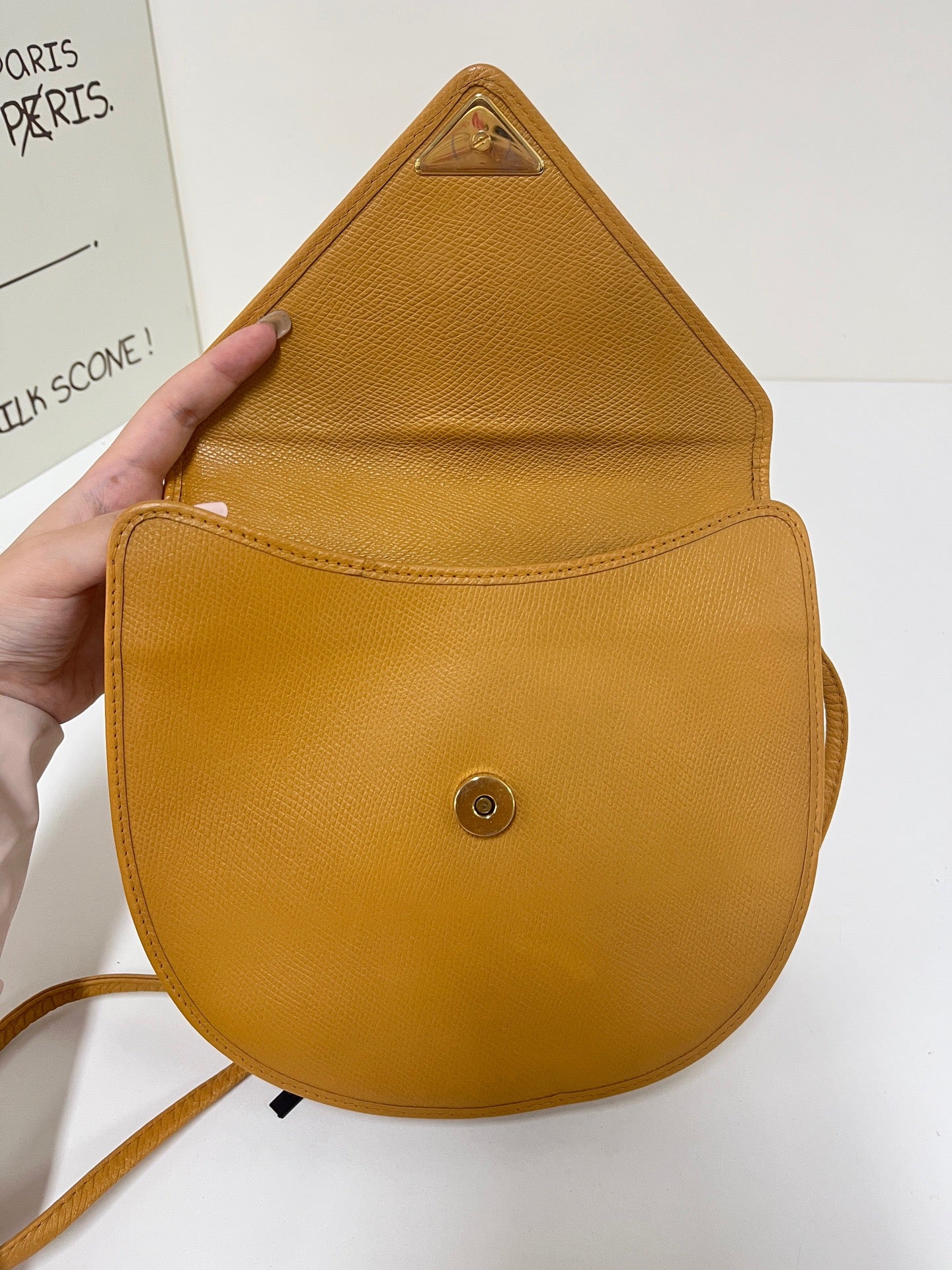 Saint Laurent - Shoulder Bag - Calfskin - Brown - (Other)