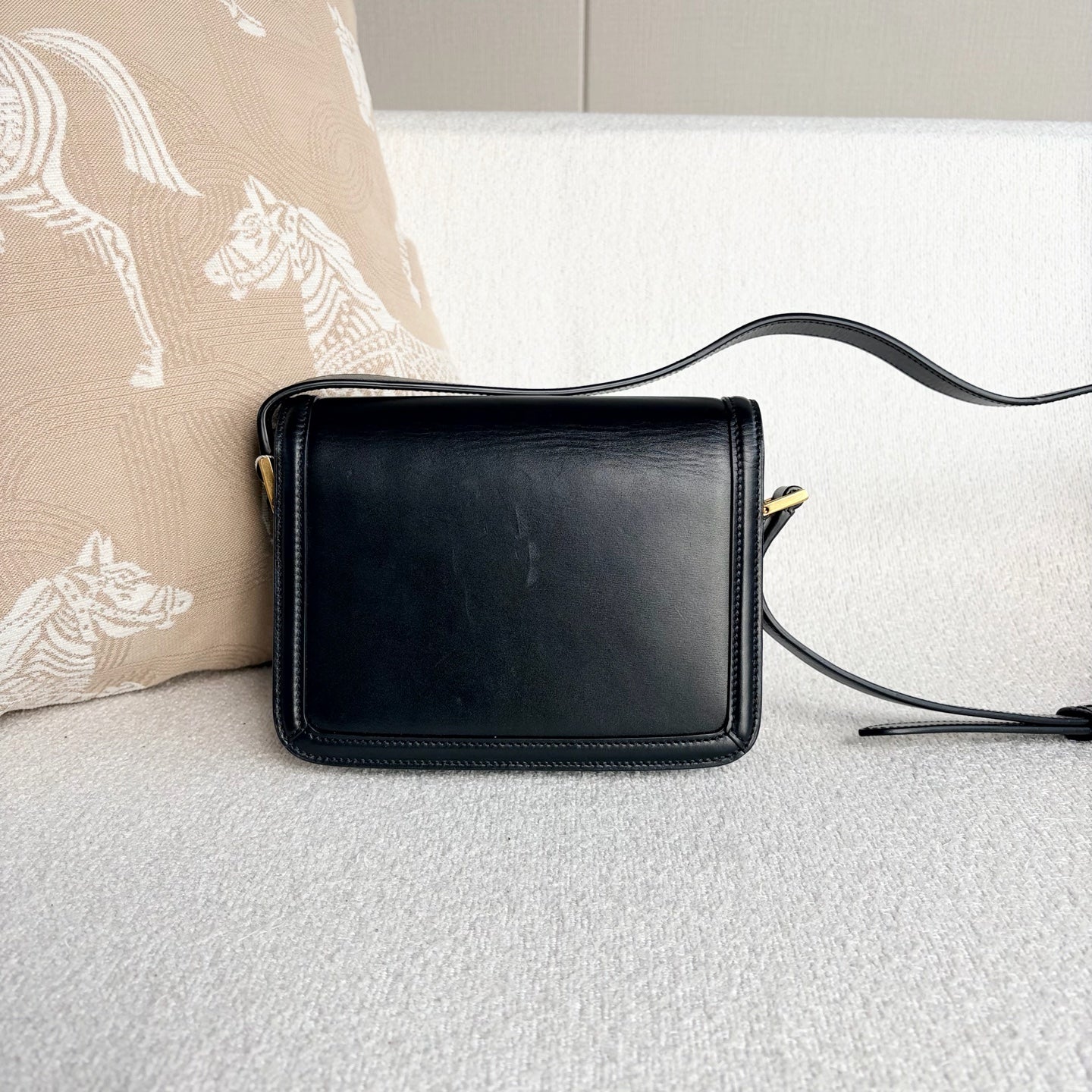 Saint Laurent - Solferino Box Bag - Calfskin leather - Black - (small)
