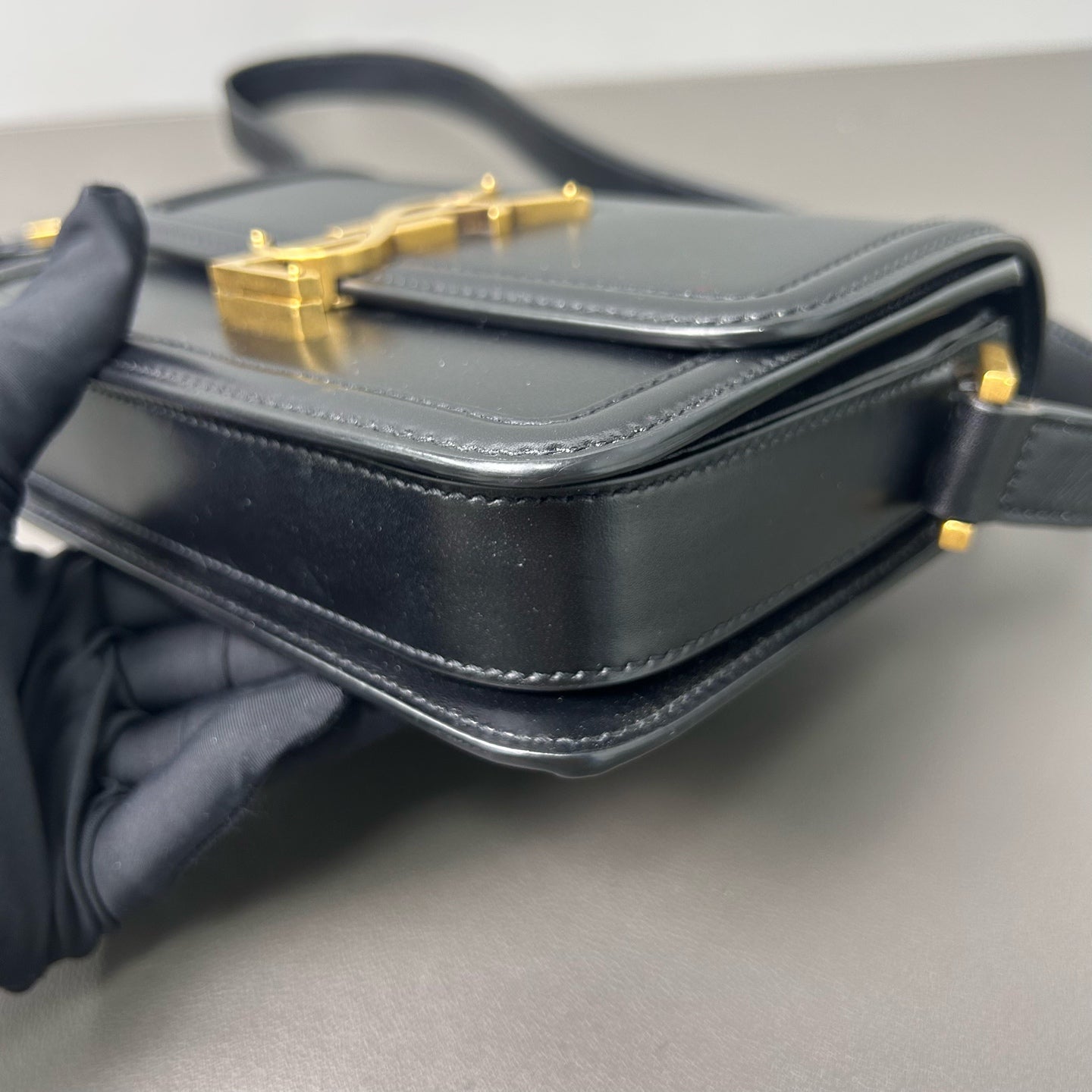 Saint Laurent - Solferino Box - Leather - Black - (small)