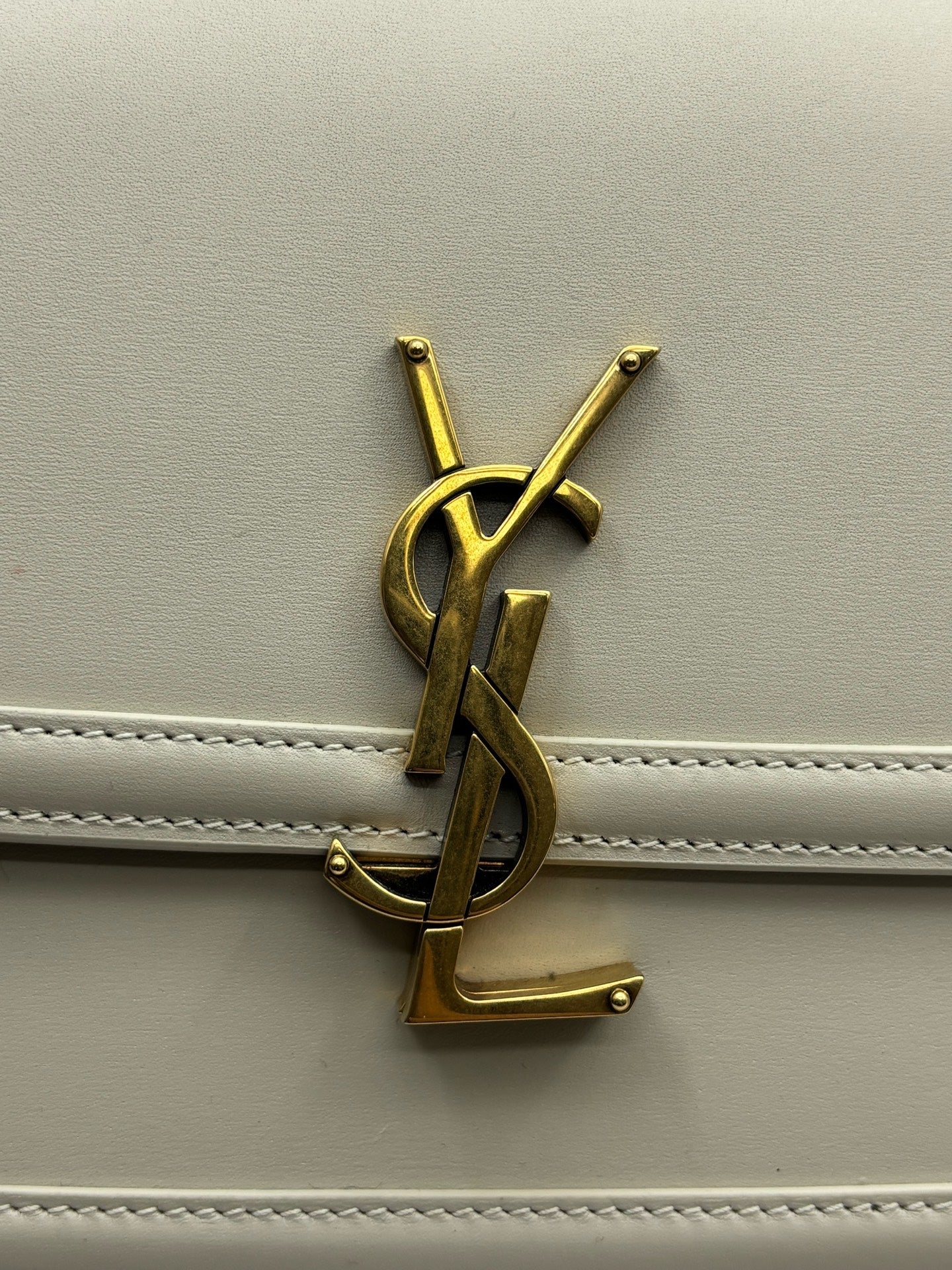 Saint Laurent - Solferino - Leather - Beige - (Medium)