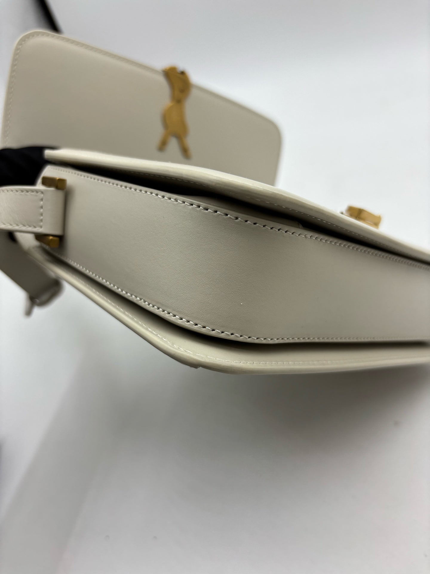 Saint Laurent - Solferino - Leather - Beige - (medium)