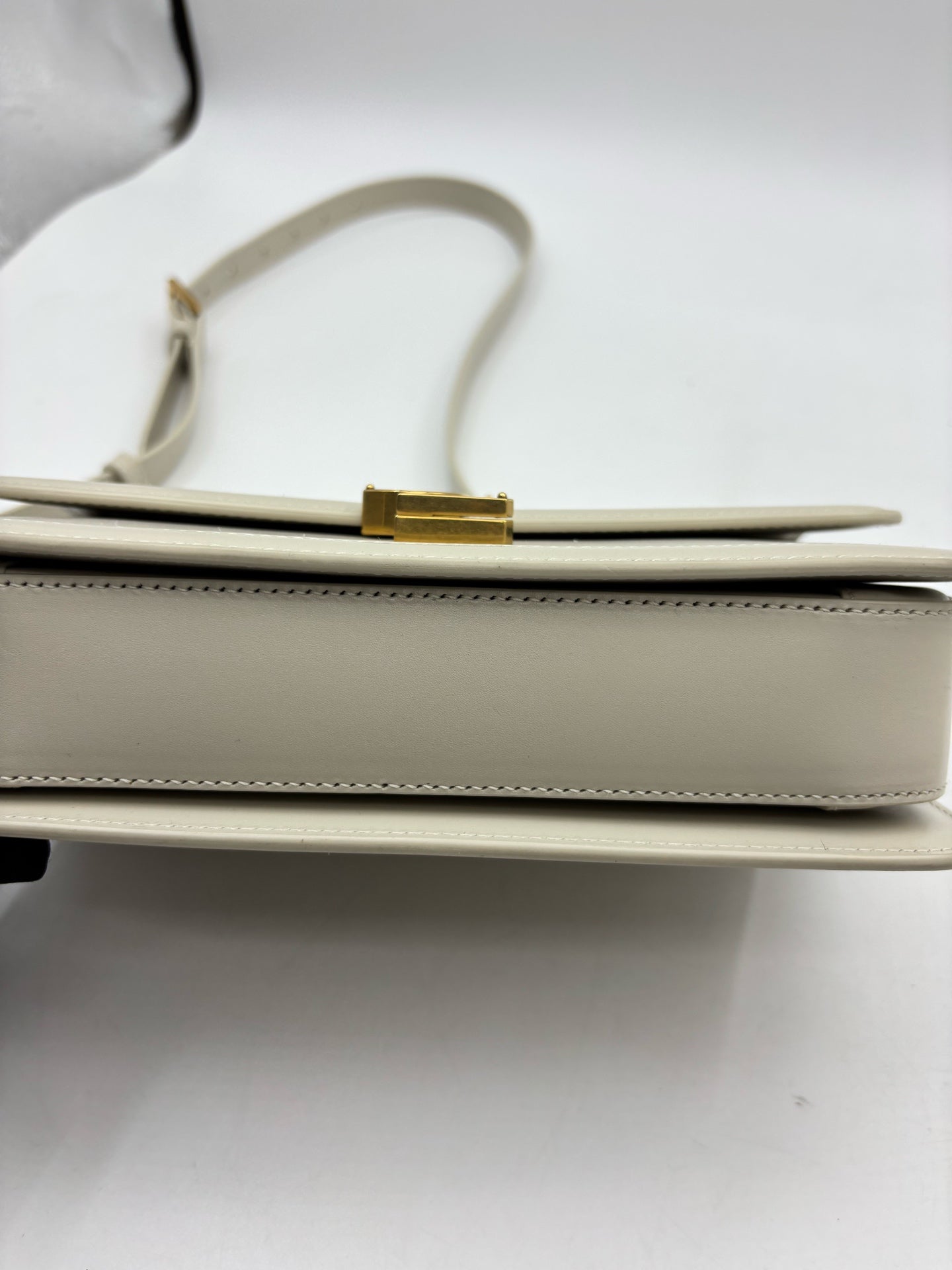 Saint Laurent - Solferino - Leather - Beige - (medium)