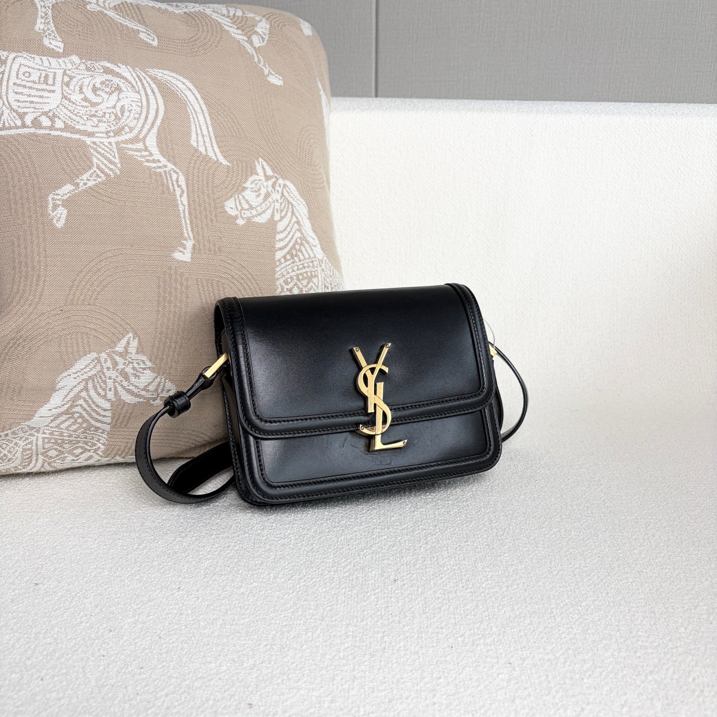 Saint Laurent - Solferino - Leather - Black - (small)