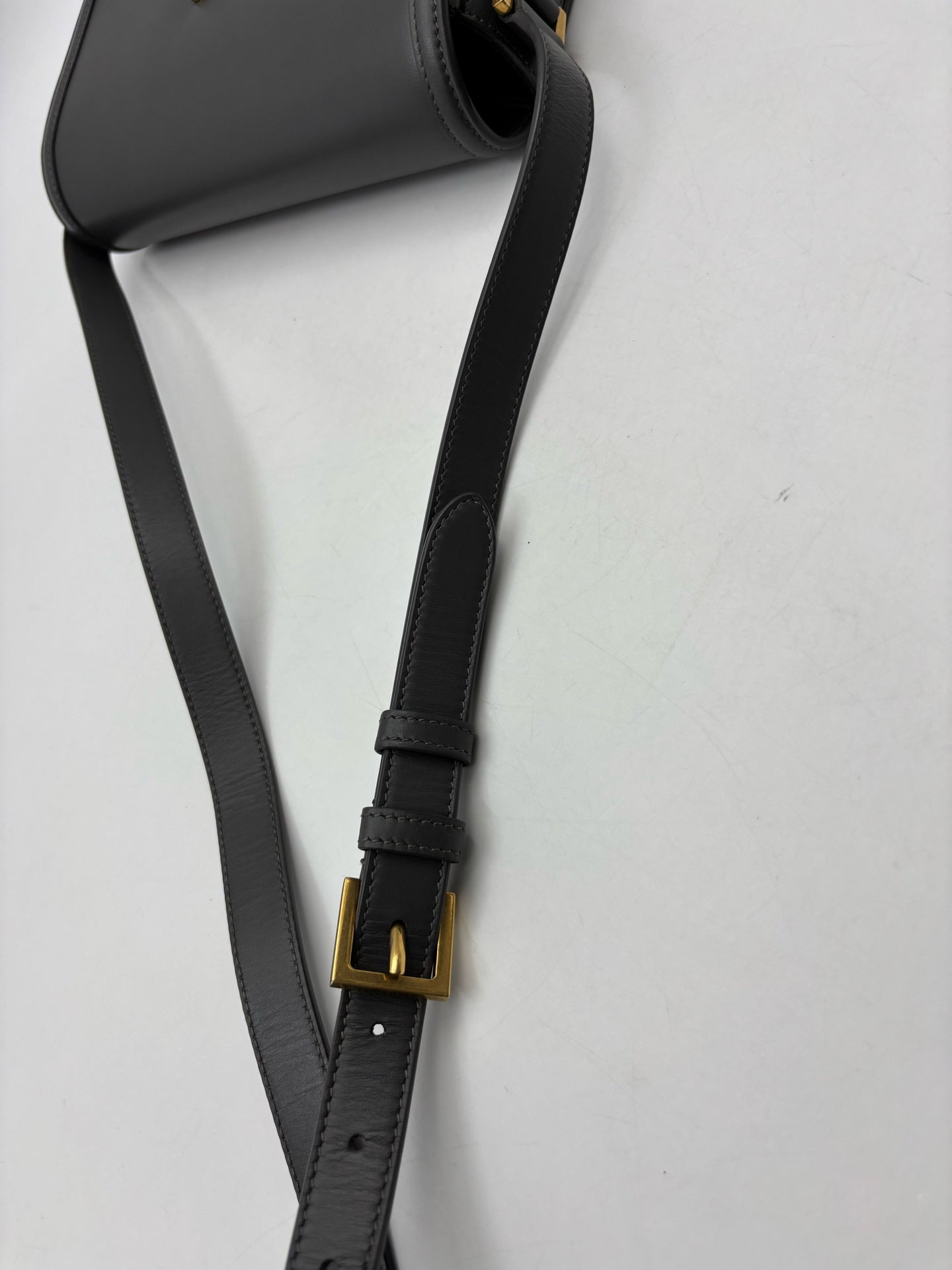 Saint Laurent - Solferino - Leather - Grey - (medium)