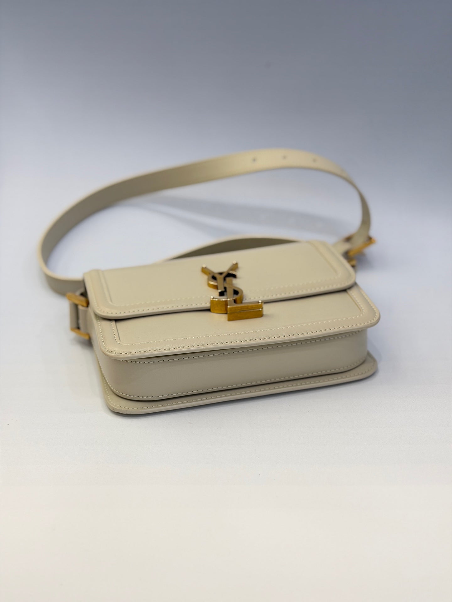 Saint Laurent - Solferino - Smooth calfskin leather - Beige - (small)