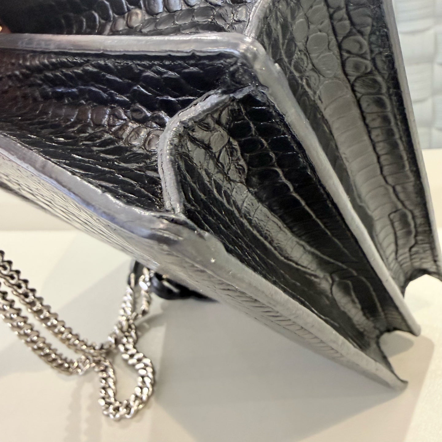 Saint Laurent - Sunset Bag - Croc-embossed cowhide leather - Black with silver-tone hardware - (Medium)