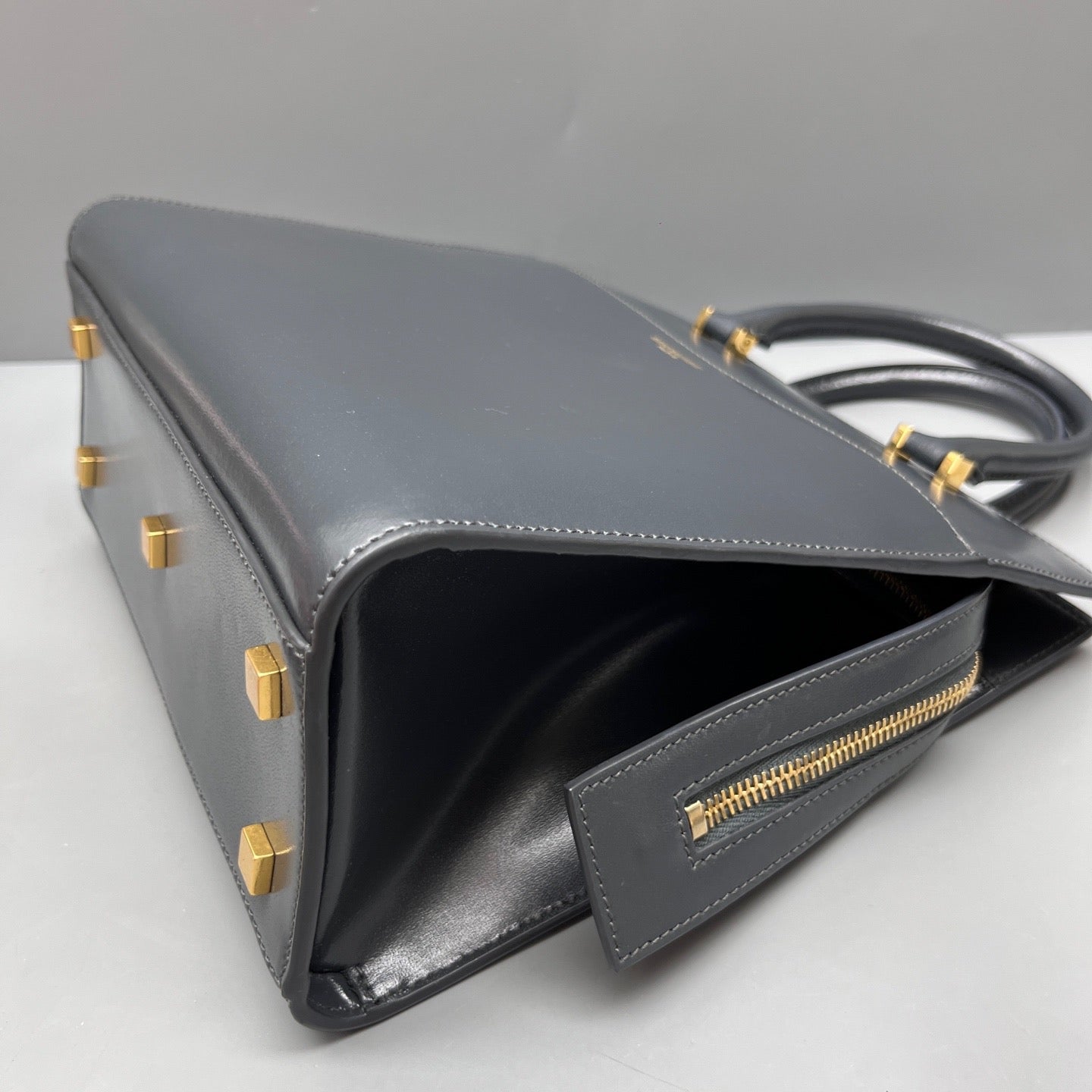 Saint Laurent - Uptown Box - Leather - Grey - (small)