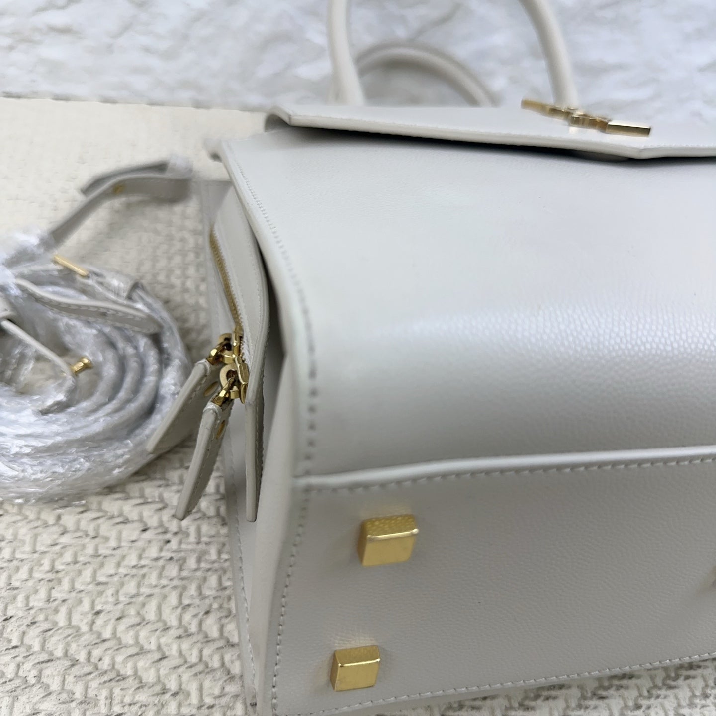 Saint Laurent - Uptown - Leather - White - (Medium)