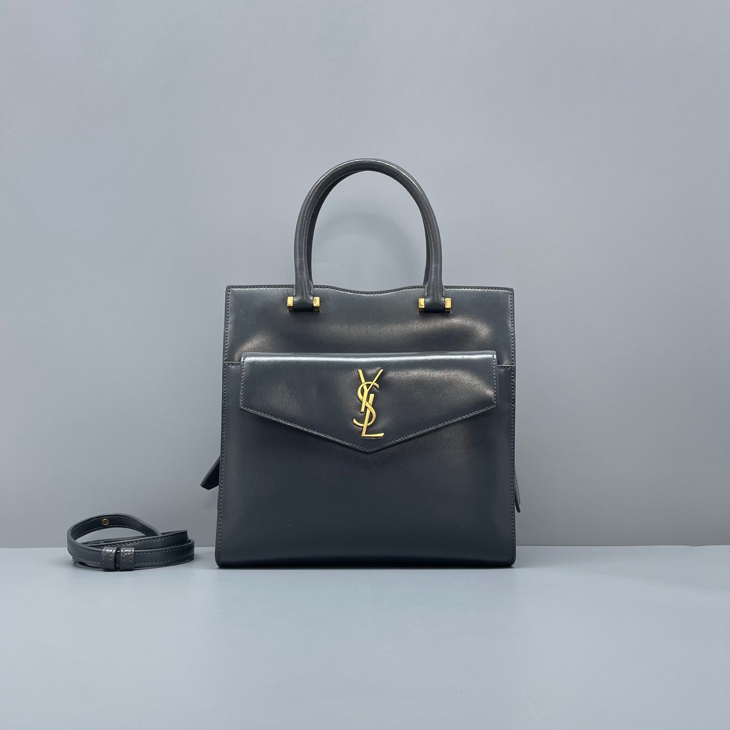 Saint Laurent - Uptown - Smooth calfskin leather - Grey - (small)