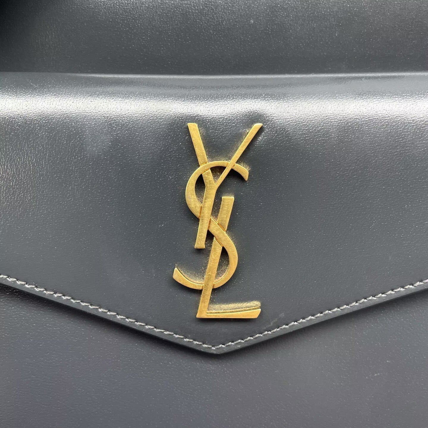 Saint Laurent - Uptown - Smooth calfskin leather - Grey - (small)