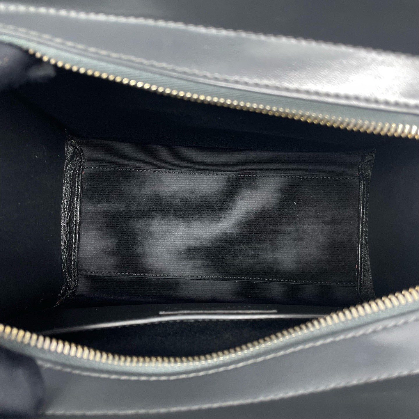 Saint Laurent - Uptown - Smooth calfskin leather - Grey - (small)