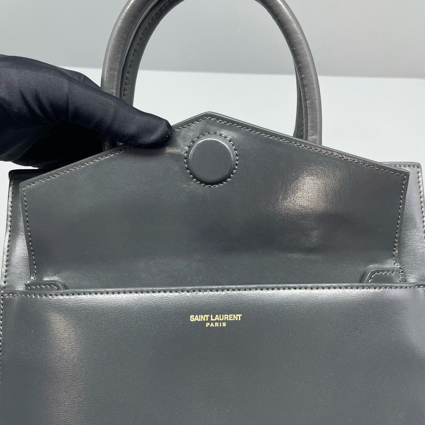 Saint Laurent - Uptown - Smooth calfskin leather - Grey - (small)