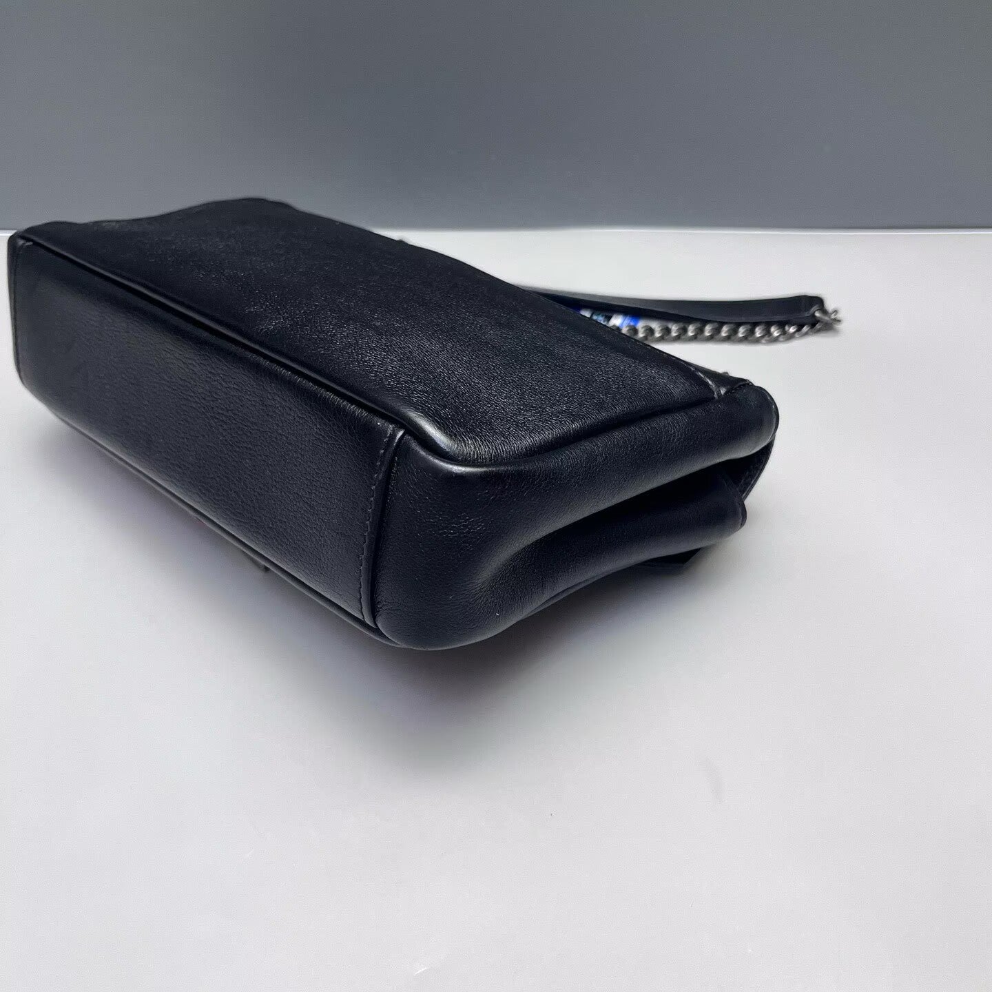 Saint Laurent - Valentine's Day Mini Messenger Bag - Grained leather - Black - (mini)
