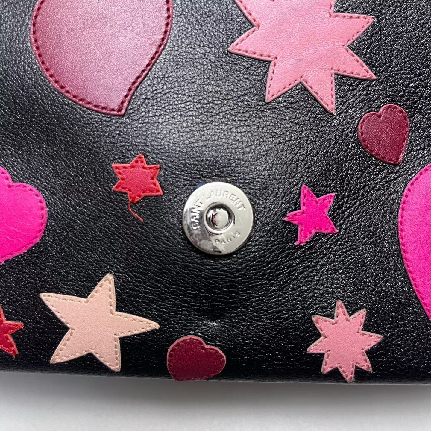 Saint Laurent - Valentine's Day Mini Messenger Bag - Grained leather - Black - (mini)