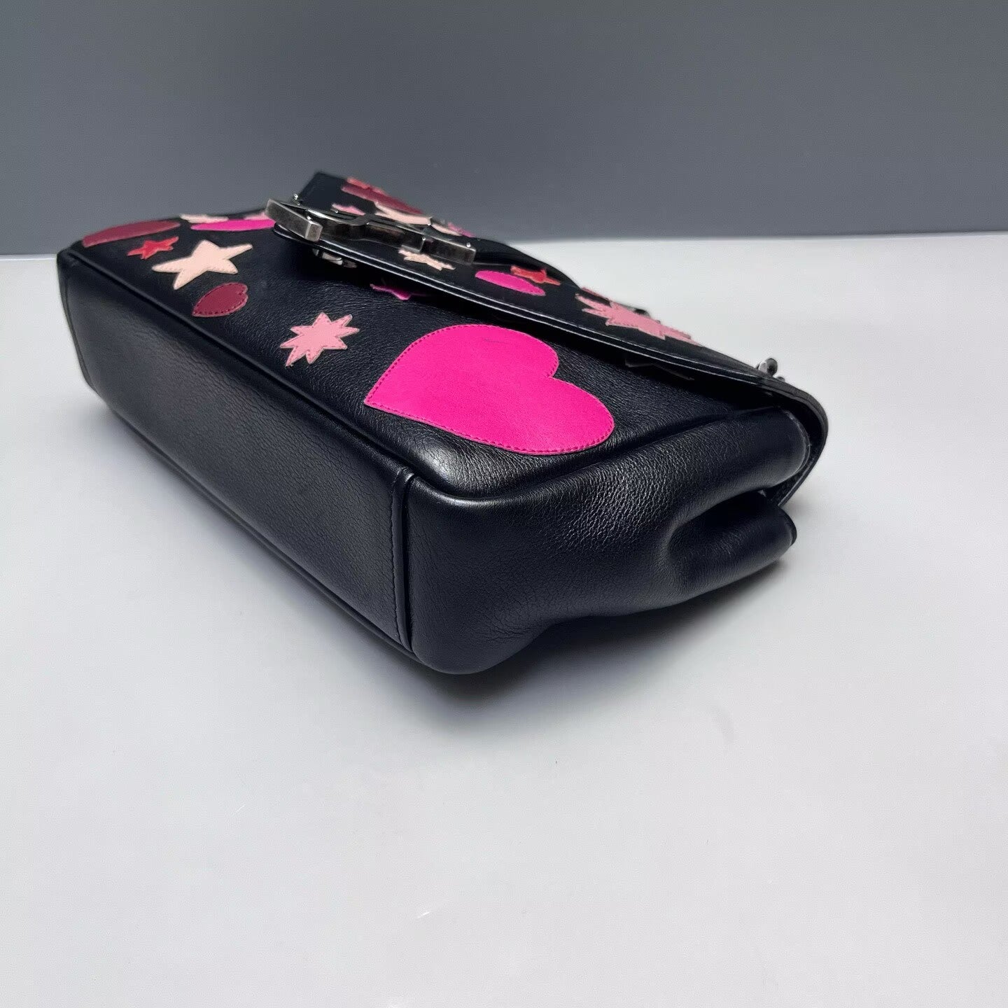Saint Laurent - Valentine's Day Mini Messenger Bag - Grained leather - Black - (mini)