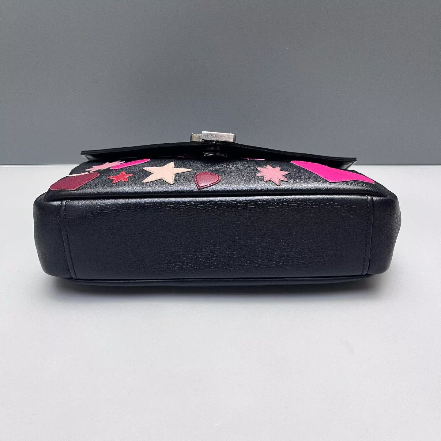Saint Laurent - Valentine's Day Mini Messenger Bag - Grained leather - Black - (mini)