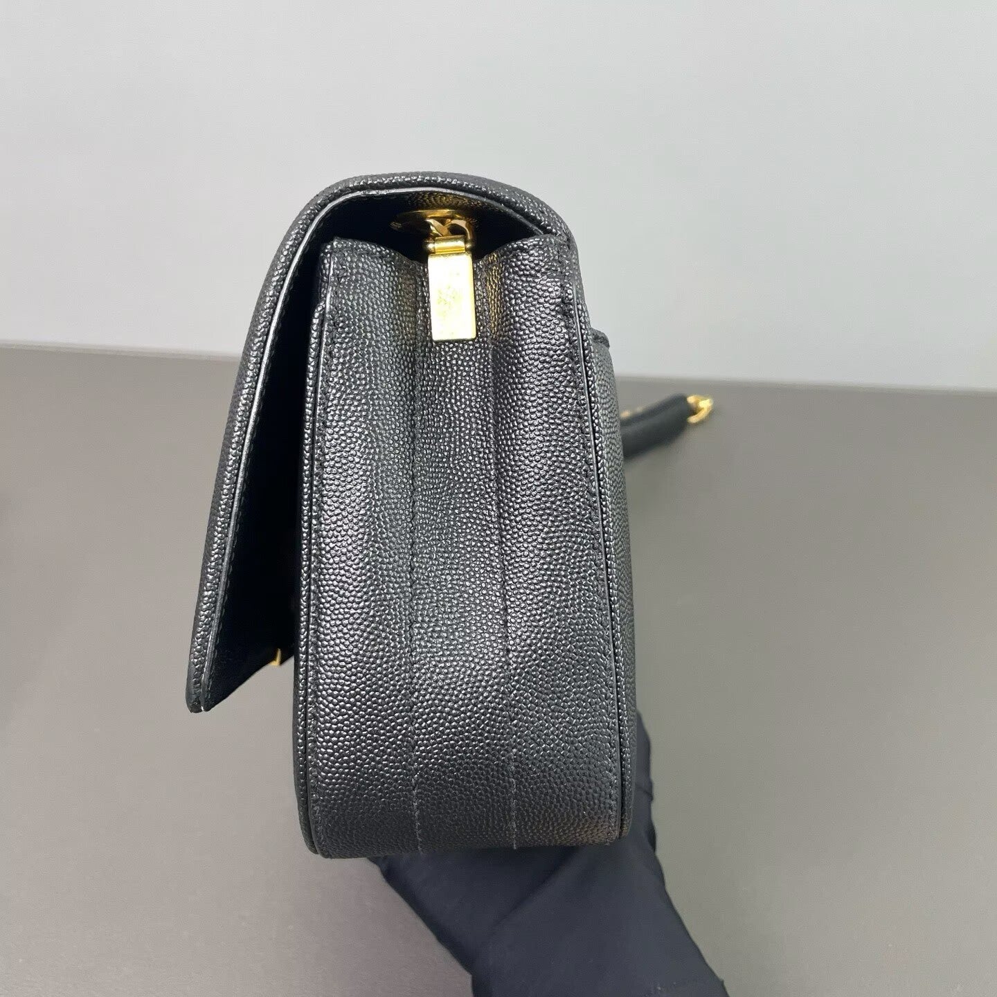 Saint Laurent - Vicky Chain Bag - Grained calfskin leather - Black with Gold-Tone Hardware - (mini)