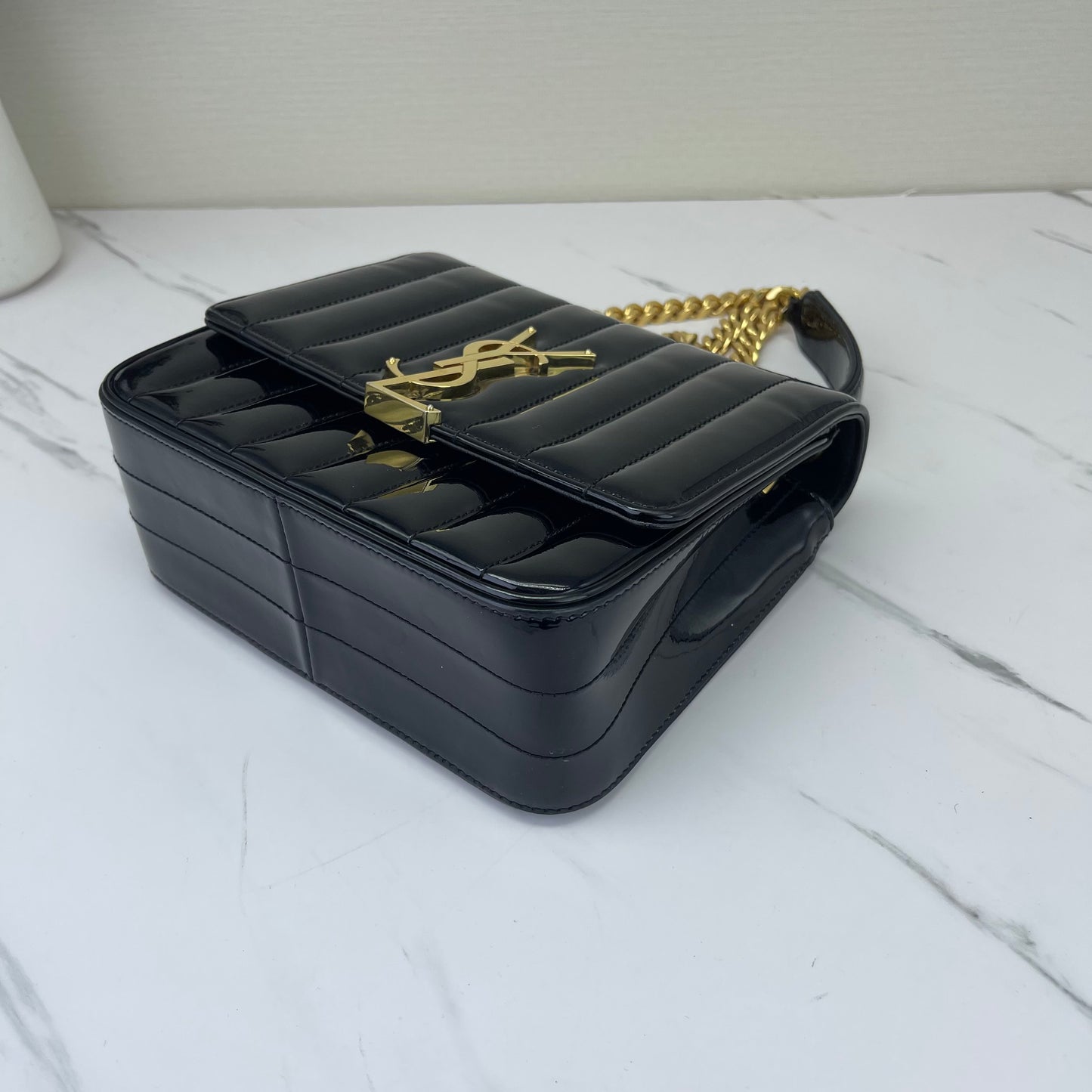 Saint Laurent - Vicky - Patent leather - Black - (medium)