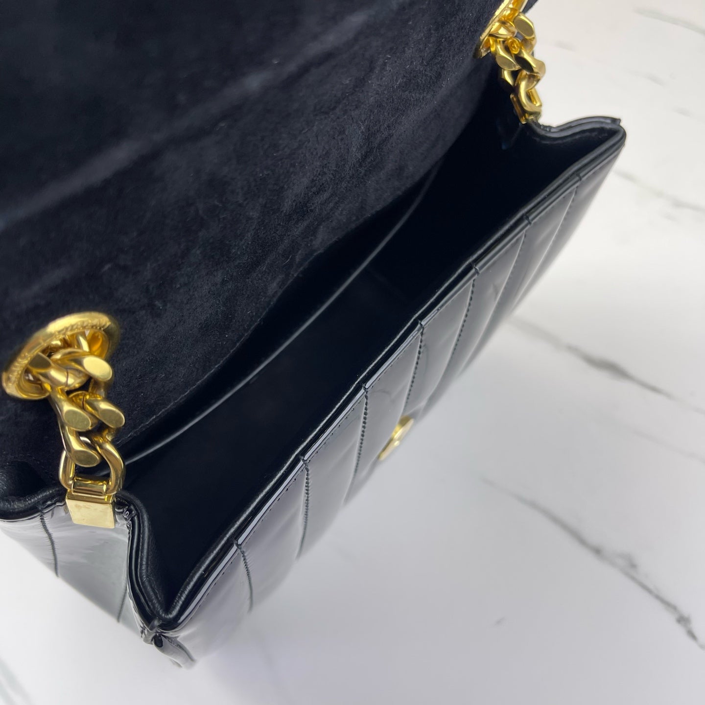 Saint Laurent - Vicky - Patent leather - Black - (medium)