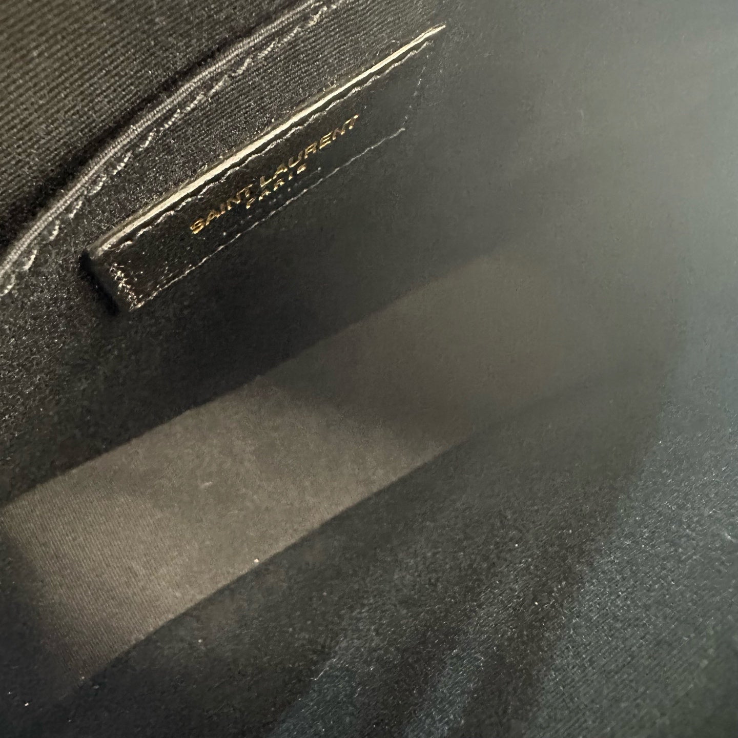 Saint Laurent - Vinyle Round Camera Bag - Leather - White - (mini)