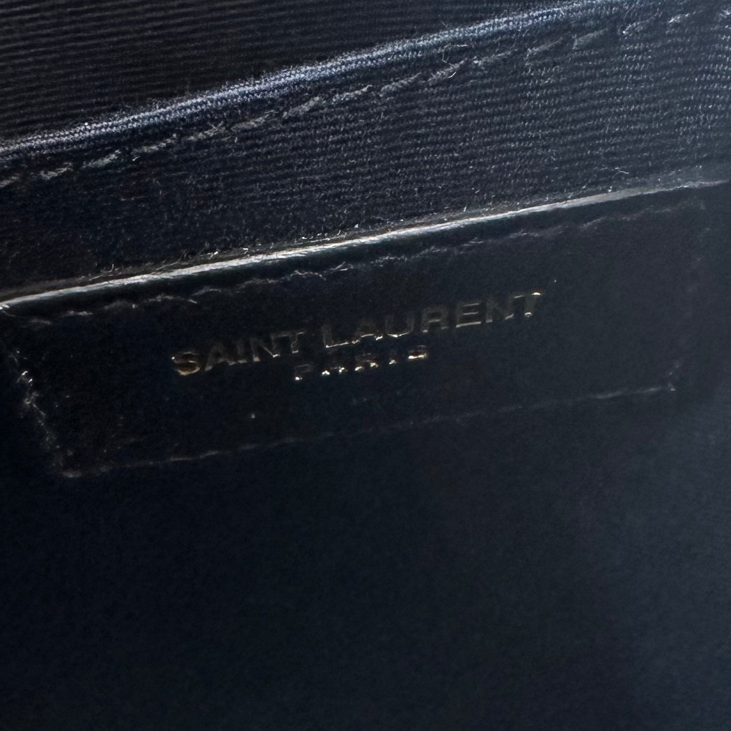 Saint Laurent - Vinyle Round Camera Bag - Leather - White - (mini)