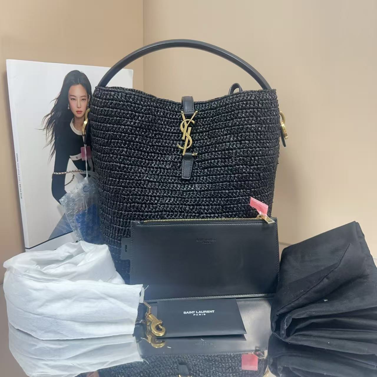 Saint Laurent - Woven Bucket Bag - Woven raffia with leather trim - Black - (medium)