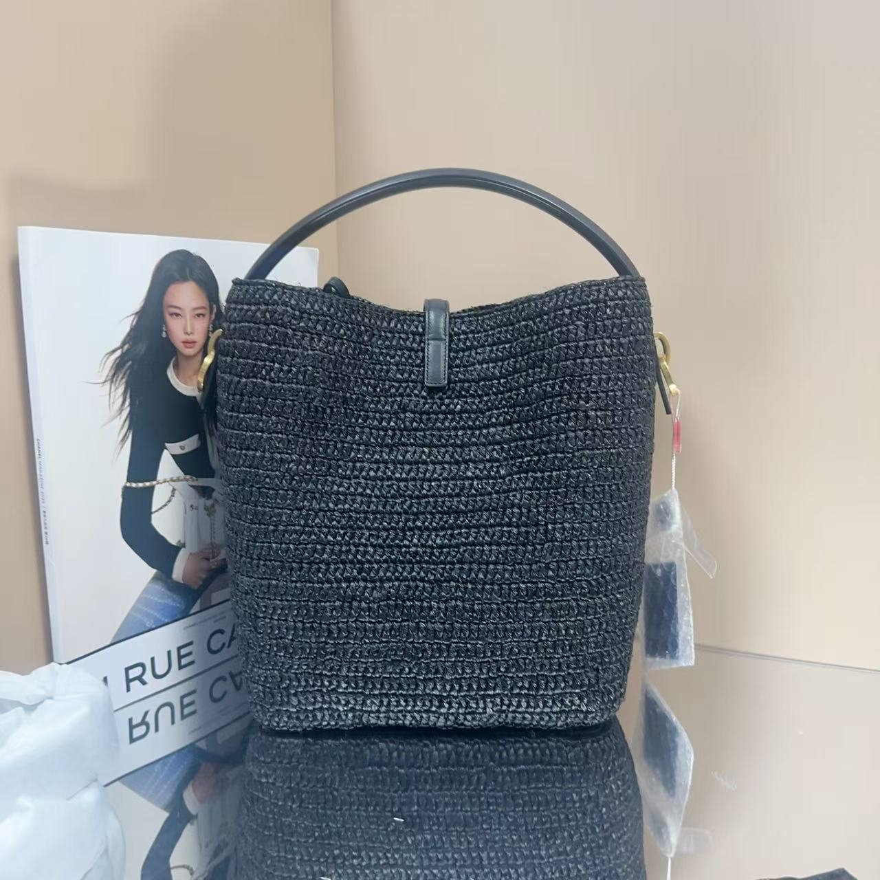 Saint Laurent - Woven Bucket Bag - Woven raffia with leather trim - Black - (medium)