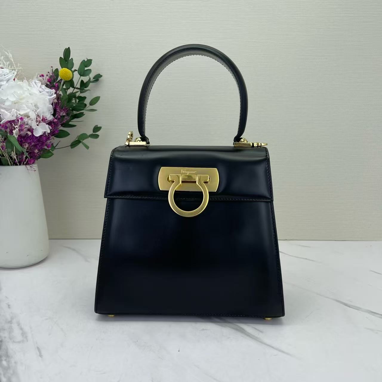Salvatore Ferragamo - Gancini Top Handle Bag - Calfskin leather - Black with Gold-Tone Hardware - (small)
