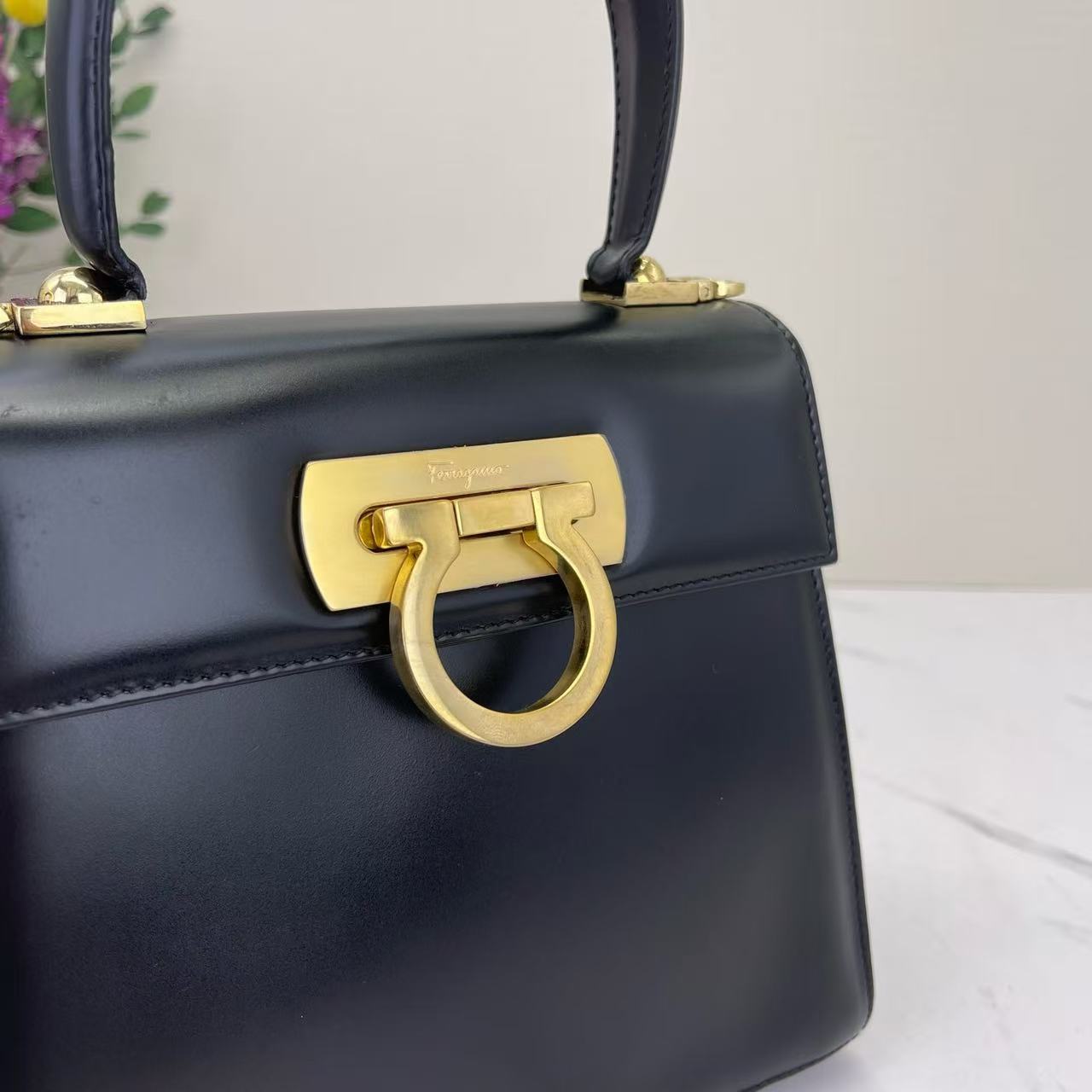 Salvatore Ferragamo - Gancini Top Handle Bag - Calfskin leather - Black with Gold-Tone Hardware - (small)