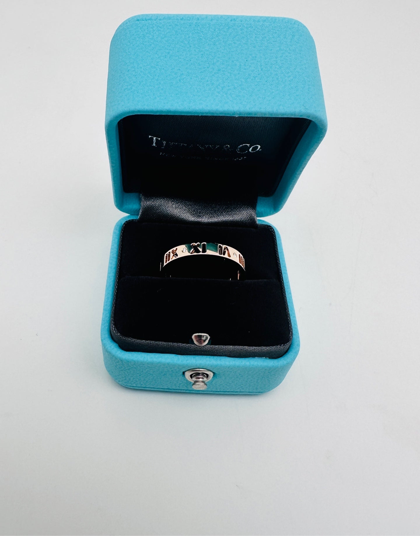 Tiffany & Co - Atlas - Pink gold - Pink - (56)