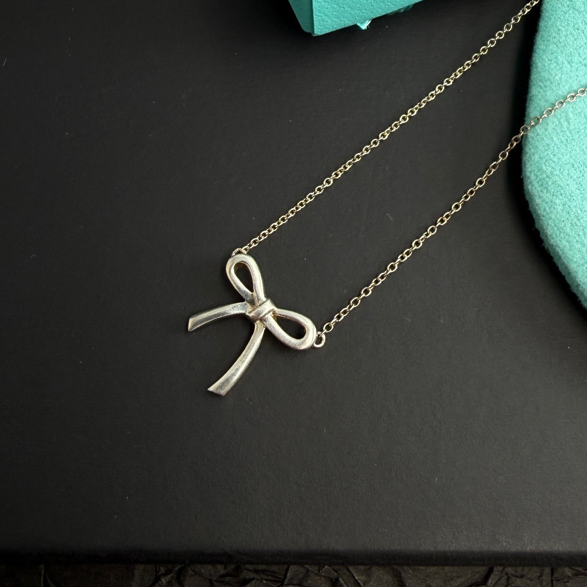 Tiffany & Co. - Bow - Sterling silver, marked AG925 - Silver